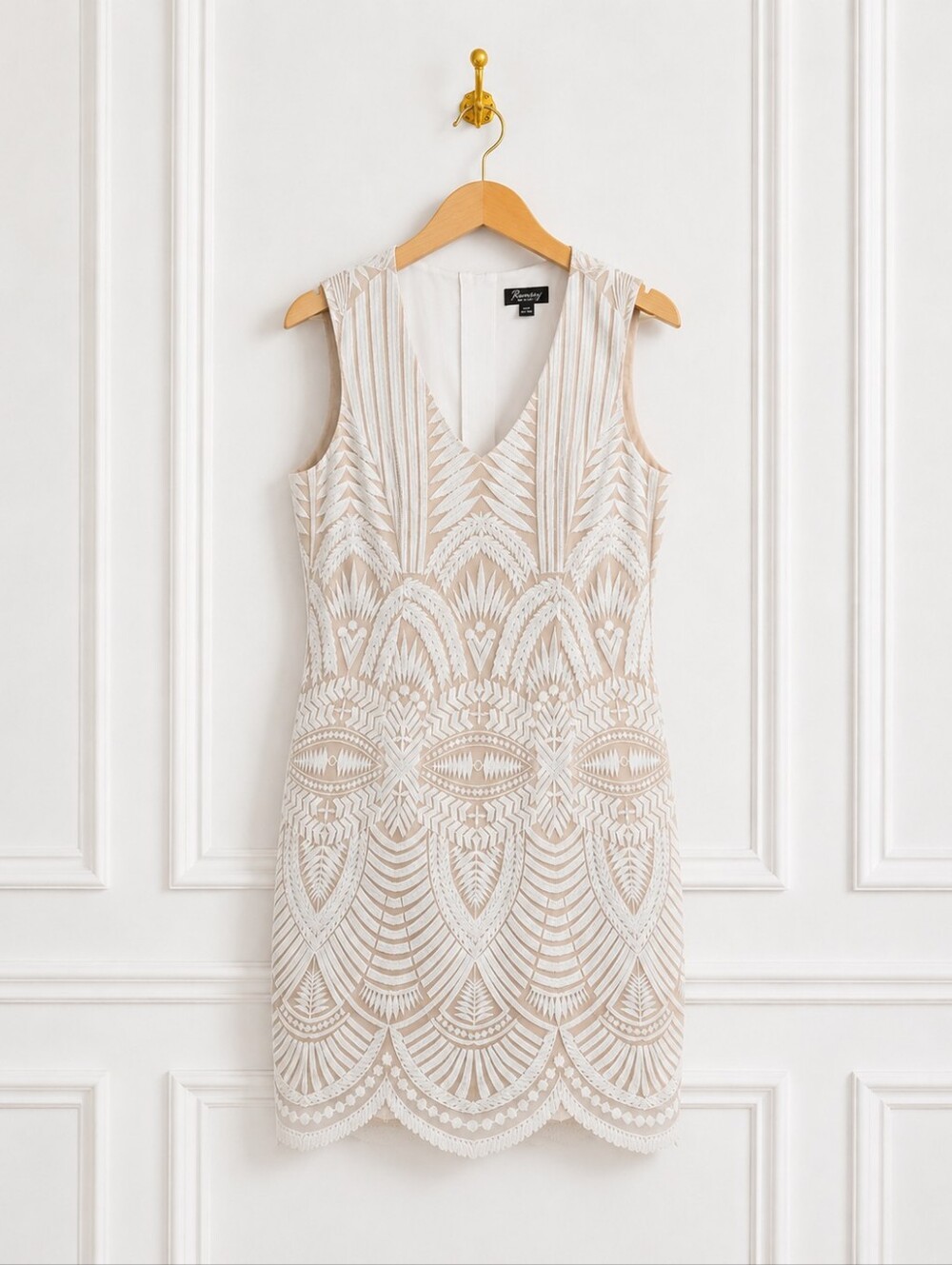 Bardot Lace Sheath Dress Size 10 | Embroidered Nude & Ivory Cocktail Wedding - Picture 5 of 8